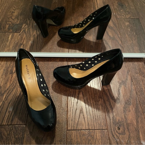 Madden Girl Black PATENT Leather Pumps with Platform - Picture 6 of 14